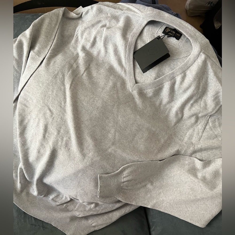 Men’s Italian merino wool sweater